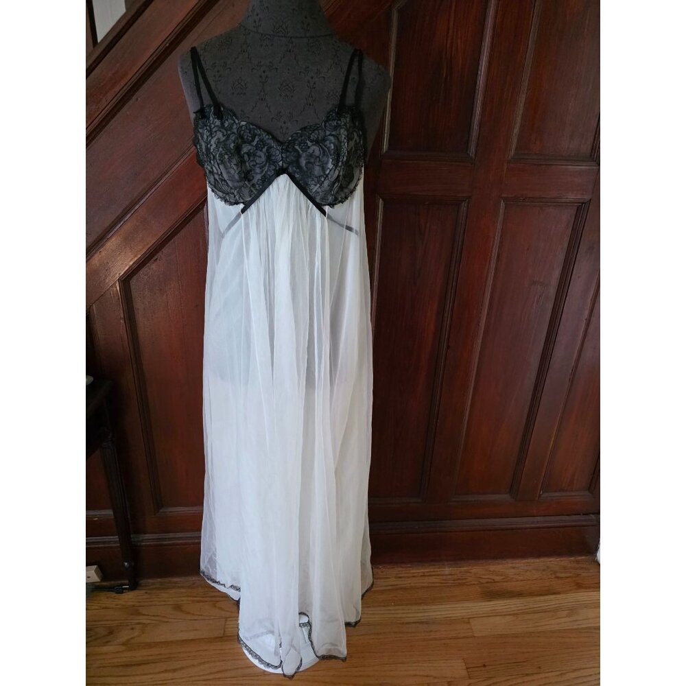Vintage Sheer White & Black Lace Nightgown Lingerie M
